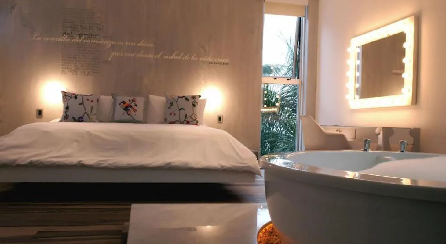 Be Playa Hotel Boutique & Rooftop Bar Playa del Carmen 4*,  Mexiko