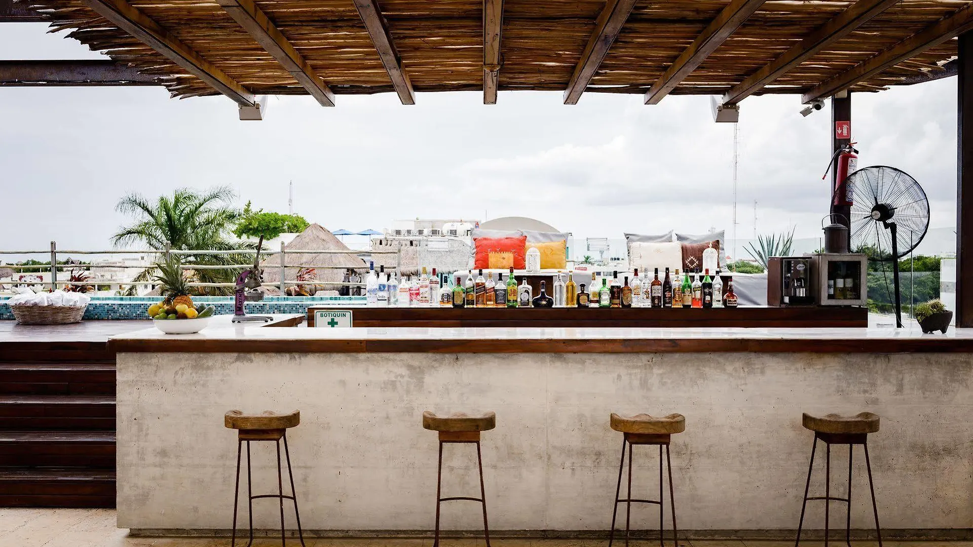 Be Playa Hotel Boutique & Rooftop Bar Playa del Carmen