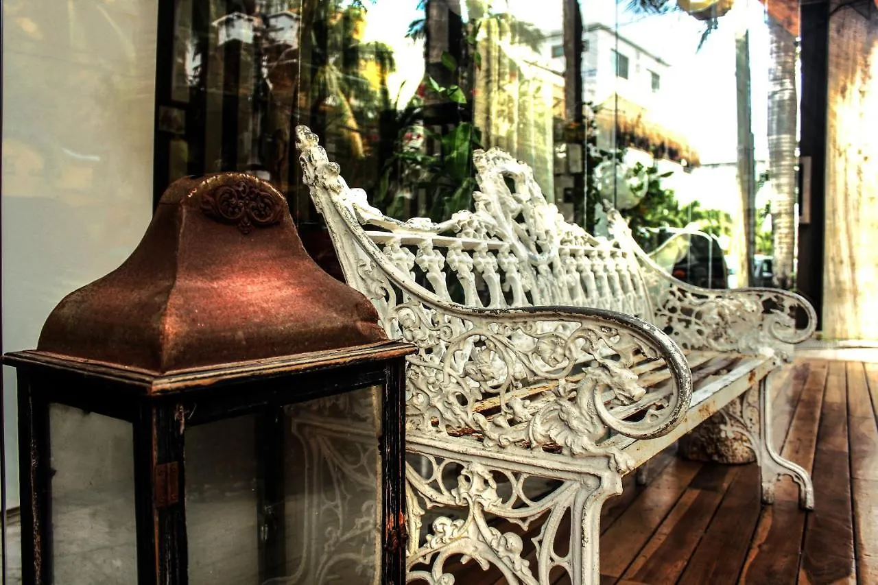 Be Playa Hotel Boutique & Rooftop Bar Playa del Carmen
